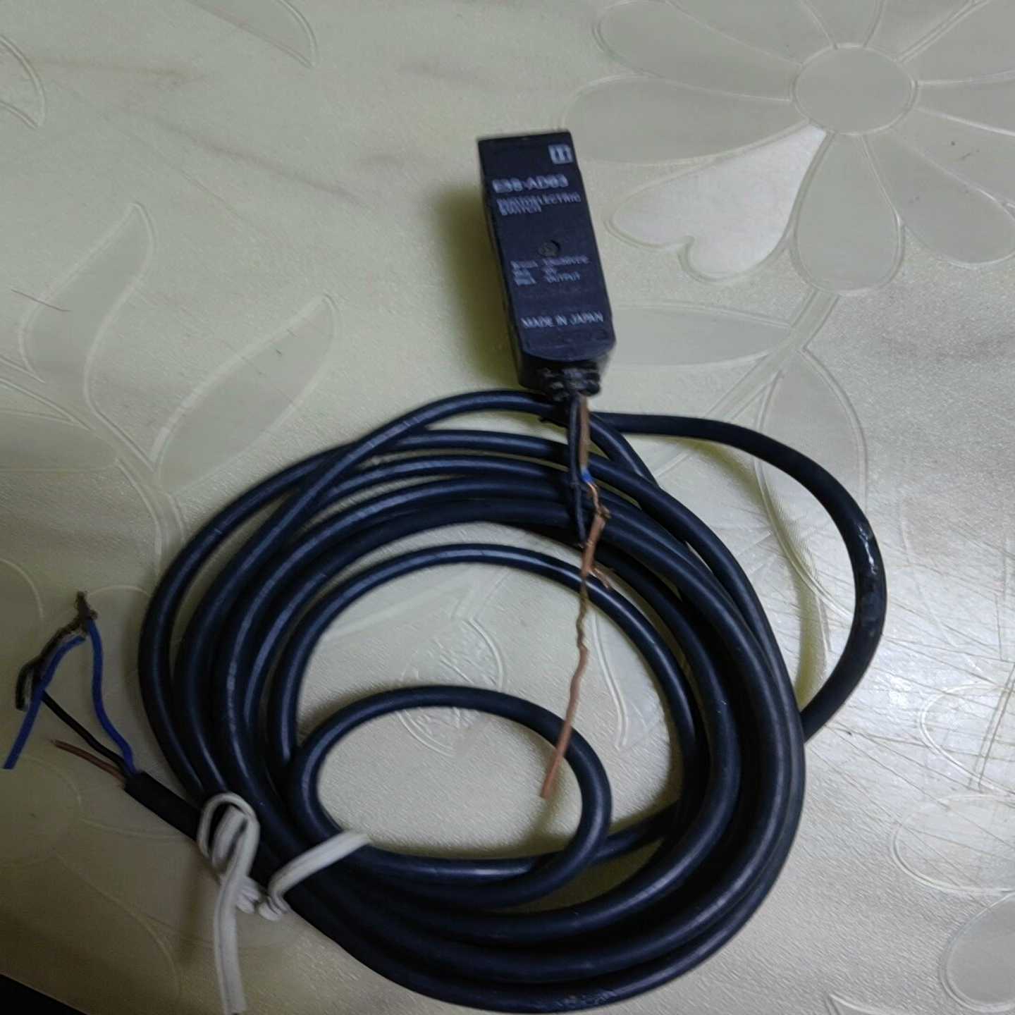 欧姆龙光电开关E3S-AD83货是好的，线断了E3R-R2议价