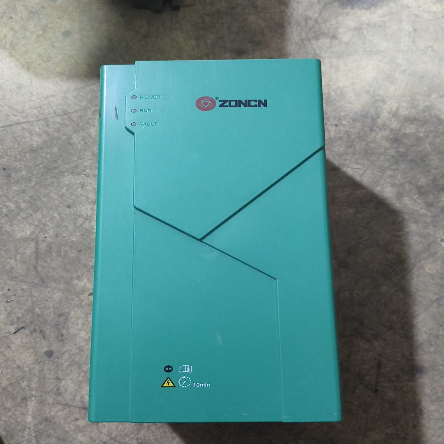 SP600T-15KY-4众辰变频器，15千瓦机器，实物图拍--议价商品