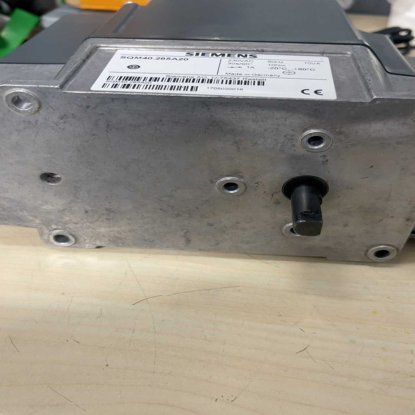 议价西门子SiQMSQM40.265A20马达。拆机很新。现货/维修