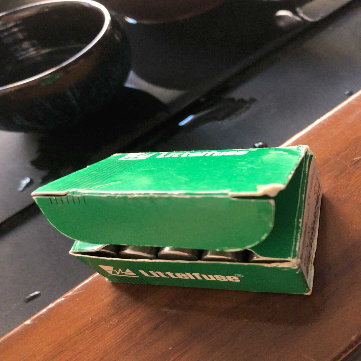 议价力特保险管BLN20A全新带包装l现货/维修