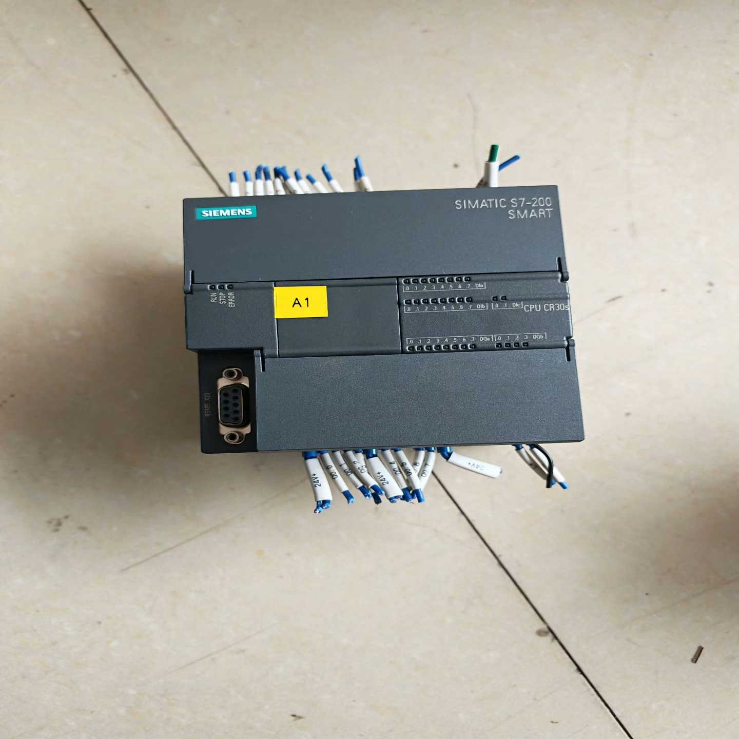 西门子6ES7288-1CR30-0AA1二手拆机感--议价商品