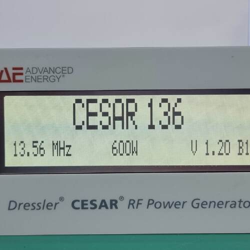 AE Dressler Cesar 136 RF Power Generator 13.56 MHz 600W V 1.