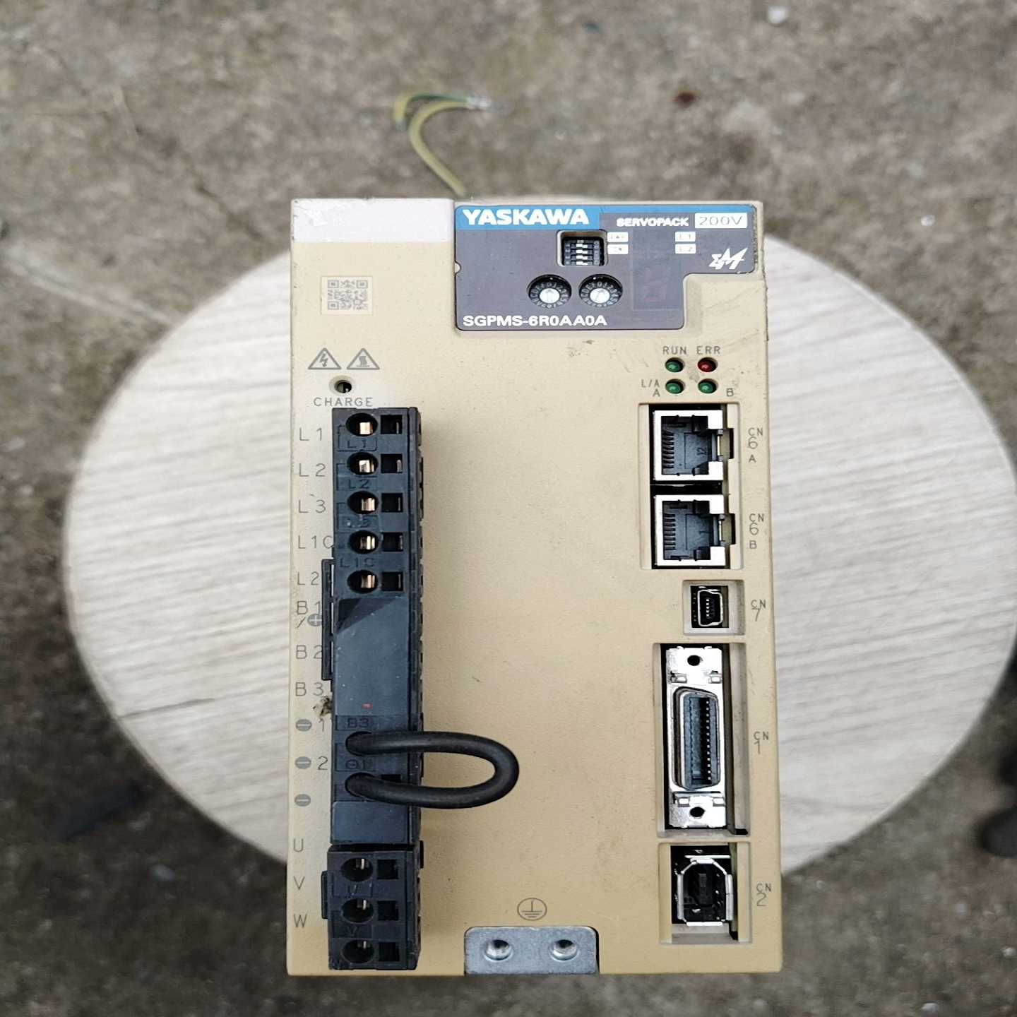 安川伺服驱动器SGPMS-6R0AA0A，1.3KW功率，2--议价商品