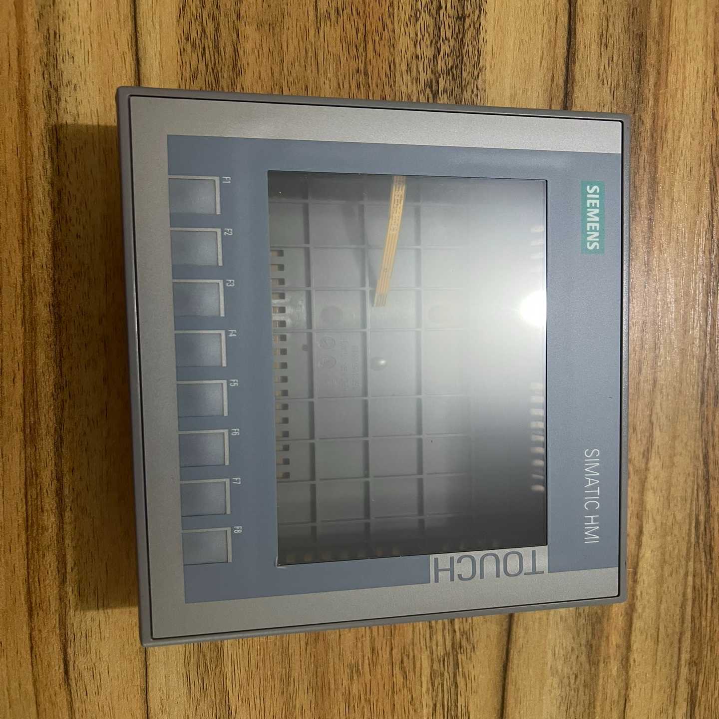 T0475，西门子KTP700触摸屏外壳，型号6AV2123--议价商品