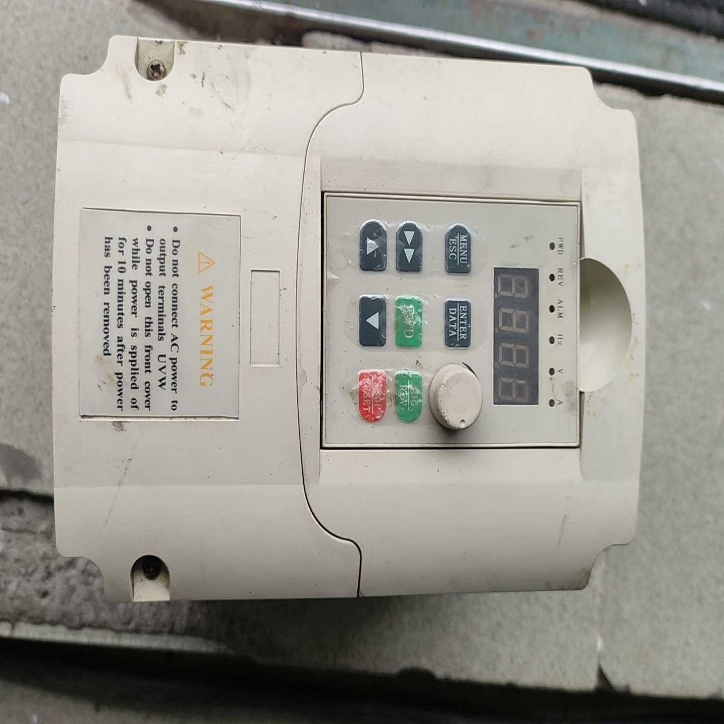 询价汇特变频器啊啊一下3000-4土002R2P380V