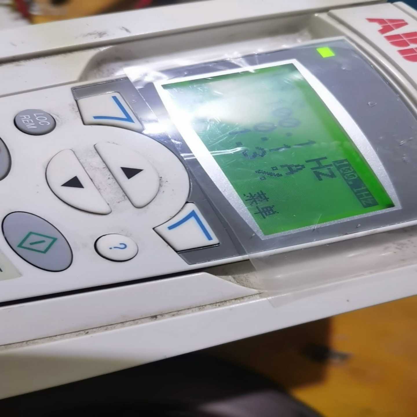 ABB变频器 ACS510   功率4kw    带中文面板【侨报商行】