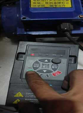 咨询-速驱SQ680变频器1.5kw，