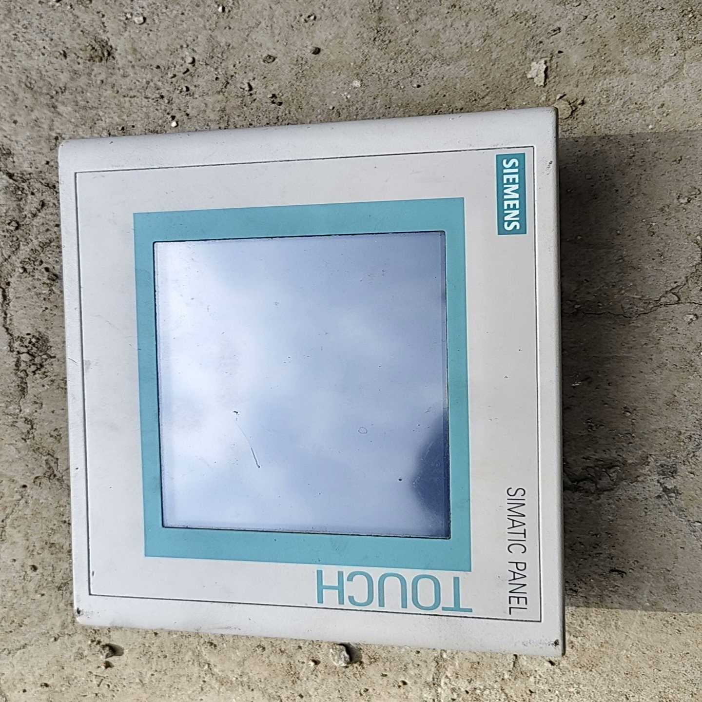 询价西门子触摸屏TP177A，型号6AV6642-0AA11-
