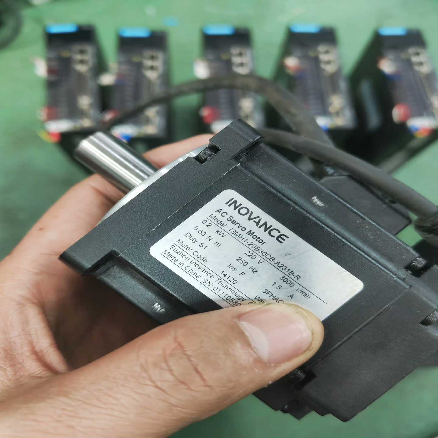 信捷TGA63S-MT,10寸触摸屏,膜撕掉新机成色,实图拍(佳毅工