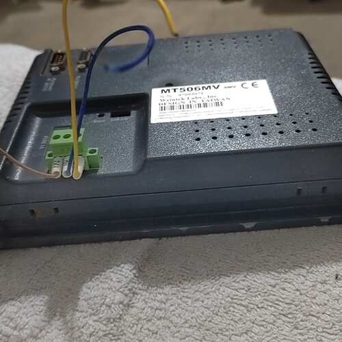 询-威纶MT506MV5W工业触摸屏一个成色实物图