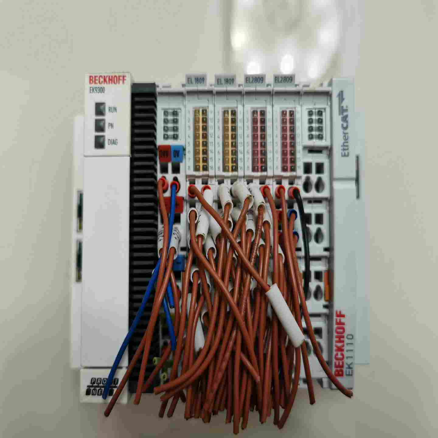 议价倍福PLC模块EK9o300（1）EK1110(1)现货/维修