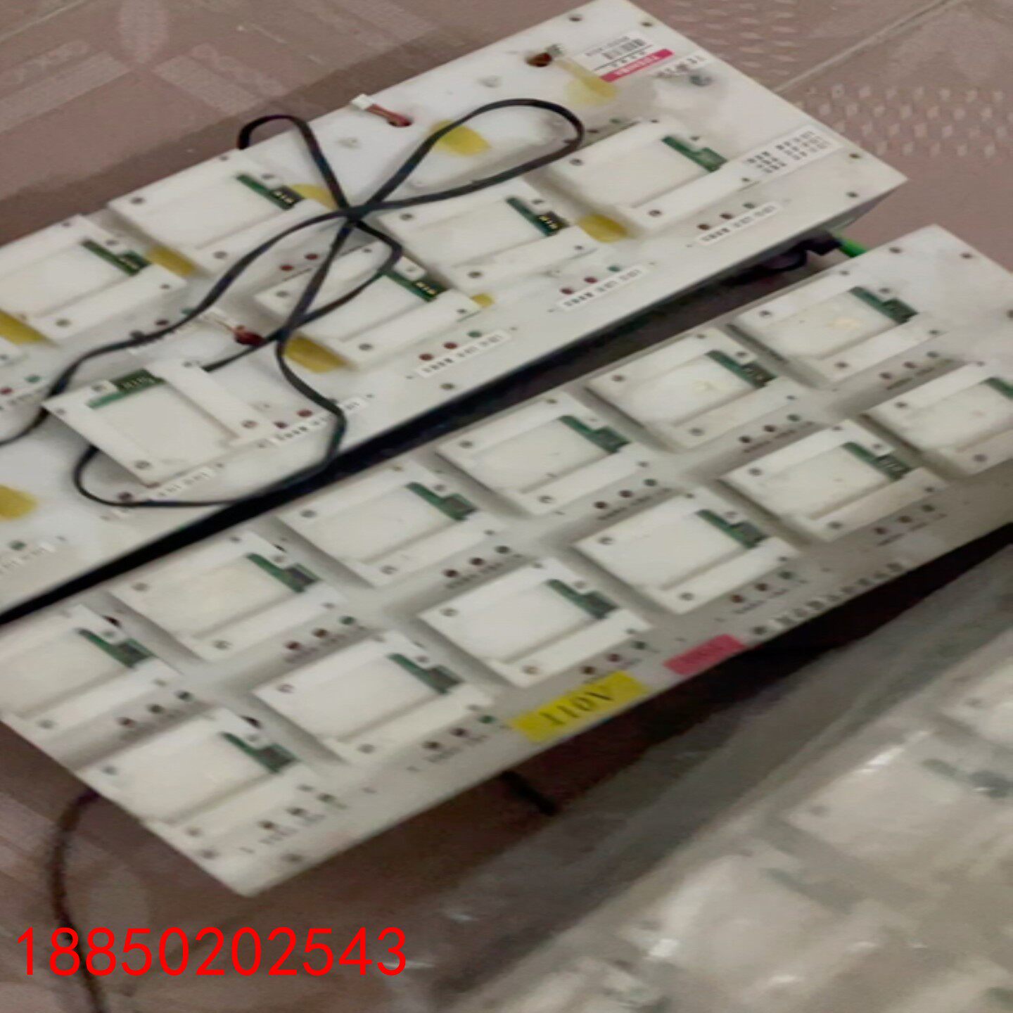 【请询价】日本进口电池单电体充电治具110Ｖ