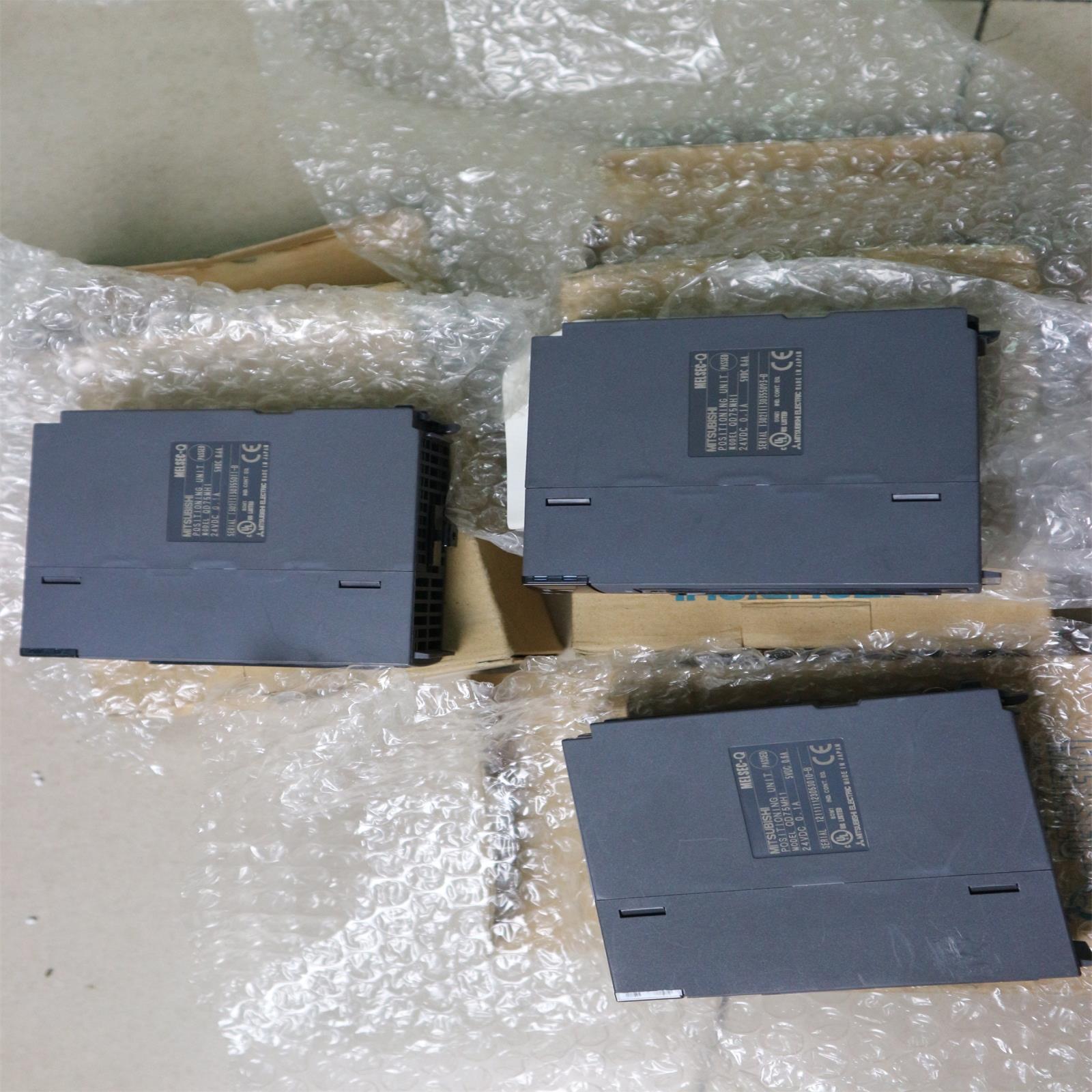 有盒子成色新 Mitsubishi 模块 QD75MH1  现货