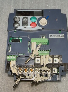 溢价-变频器FRN2.2C1S2J220v2.2kw