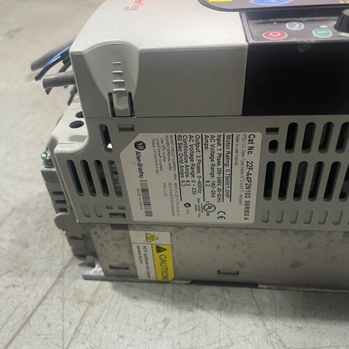 询-AB  22FA4P2N103   220V  0.75K