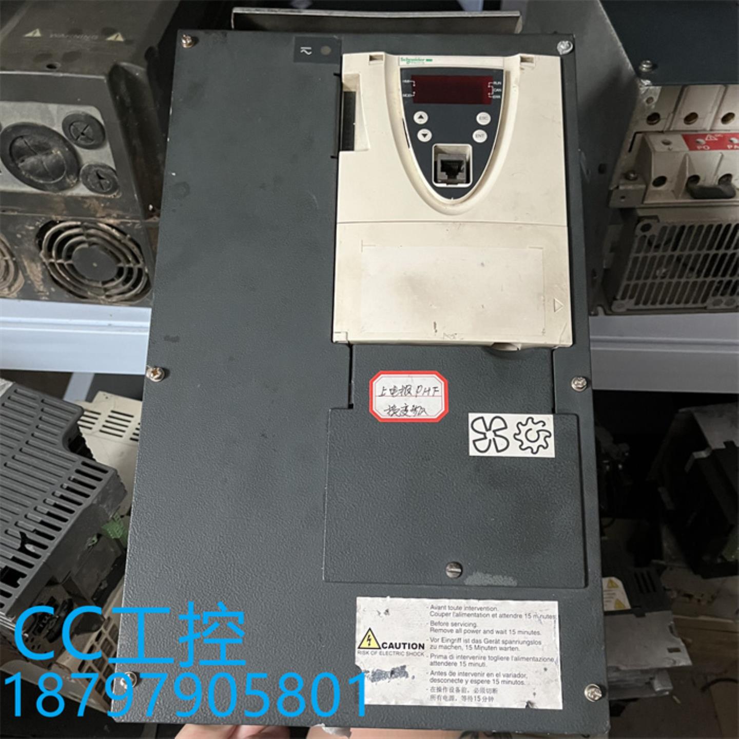 二手施耐德22kw变频器AVT61HD22N4Z 380V保证质量