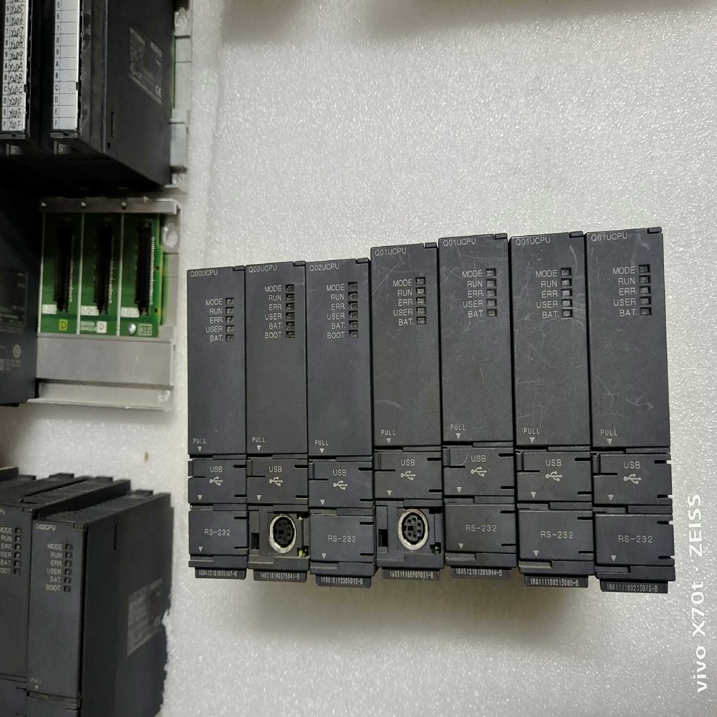 询价~Q00UCPU 1个，Q01UCPU与Q02UCPU多，
