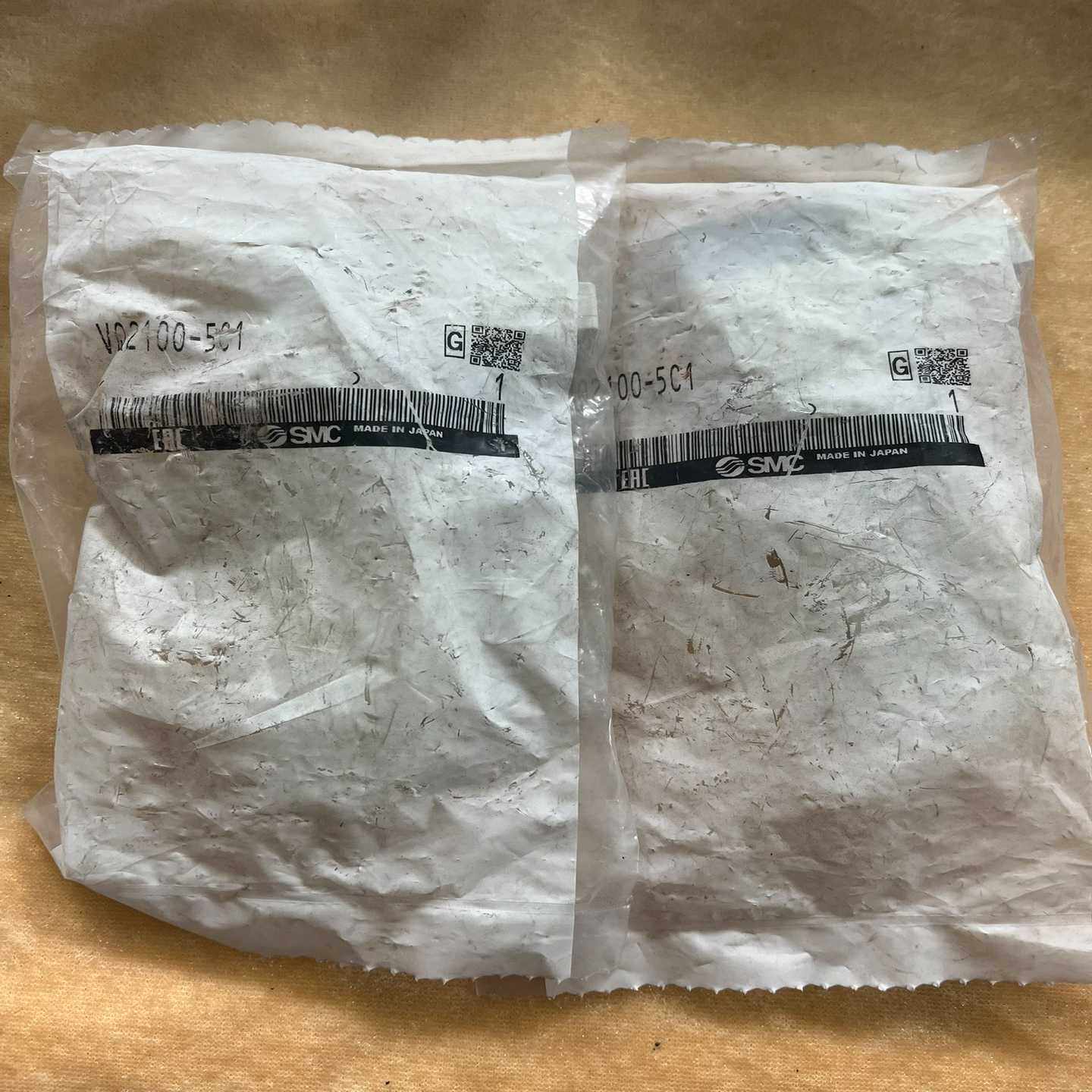 全新SMC电磁阀VQ2100-5C1{议价}