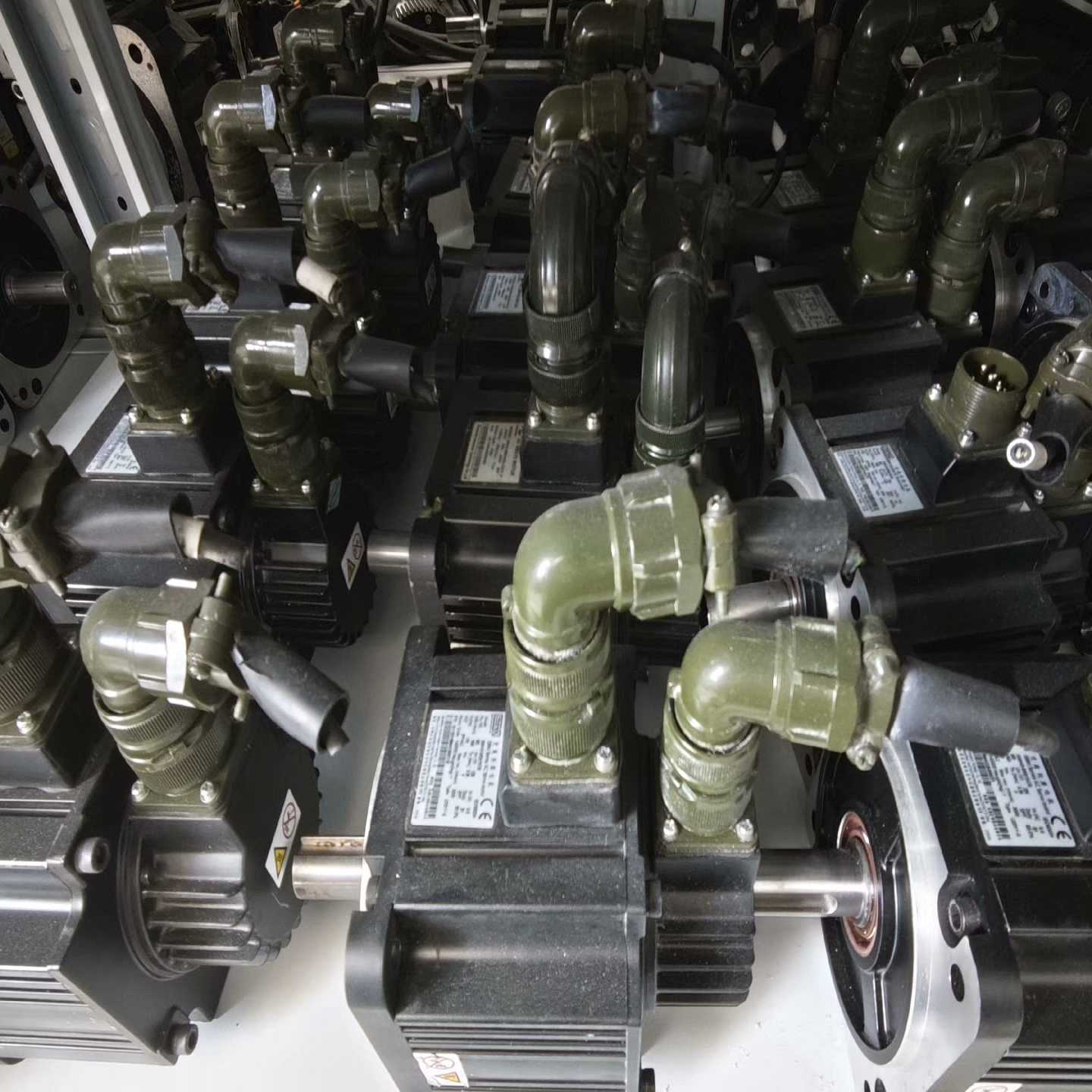 汇川伺服马达ISMH3-85B15CB-U231Y-S--议价商品