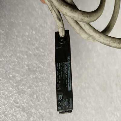 泰国镜面反射光电开关XUM5ANCNL2。实物~询价