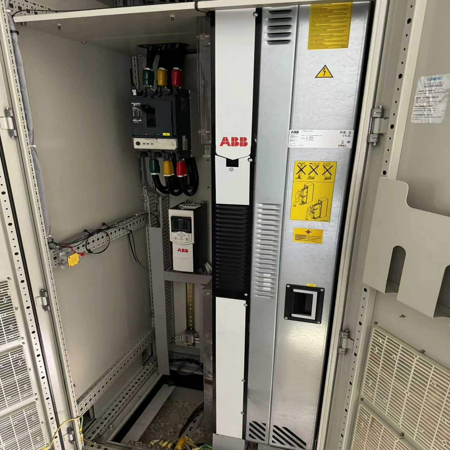 询价ABB变频器ACS880-104-740A-5E200A