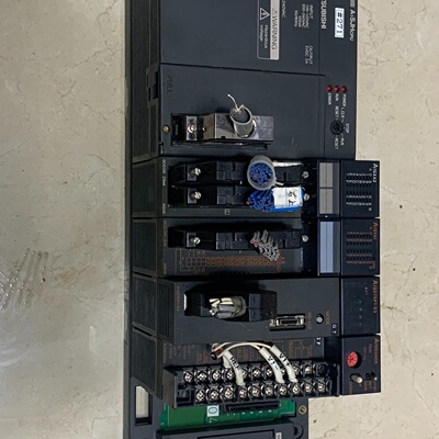 A1SJHCPU A1SX42 A1SY41 A1SD75P议价