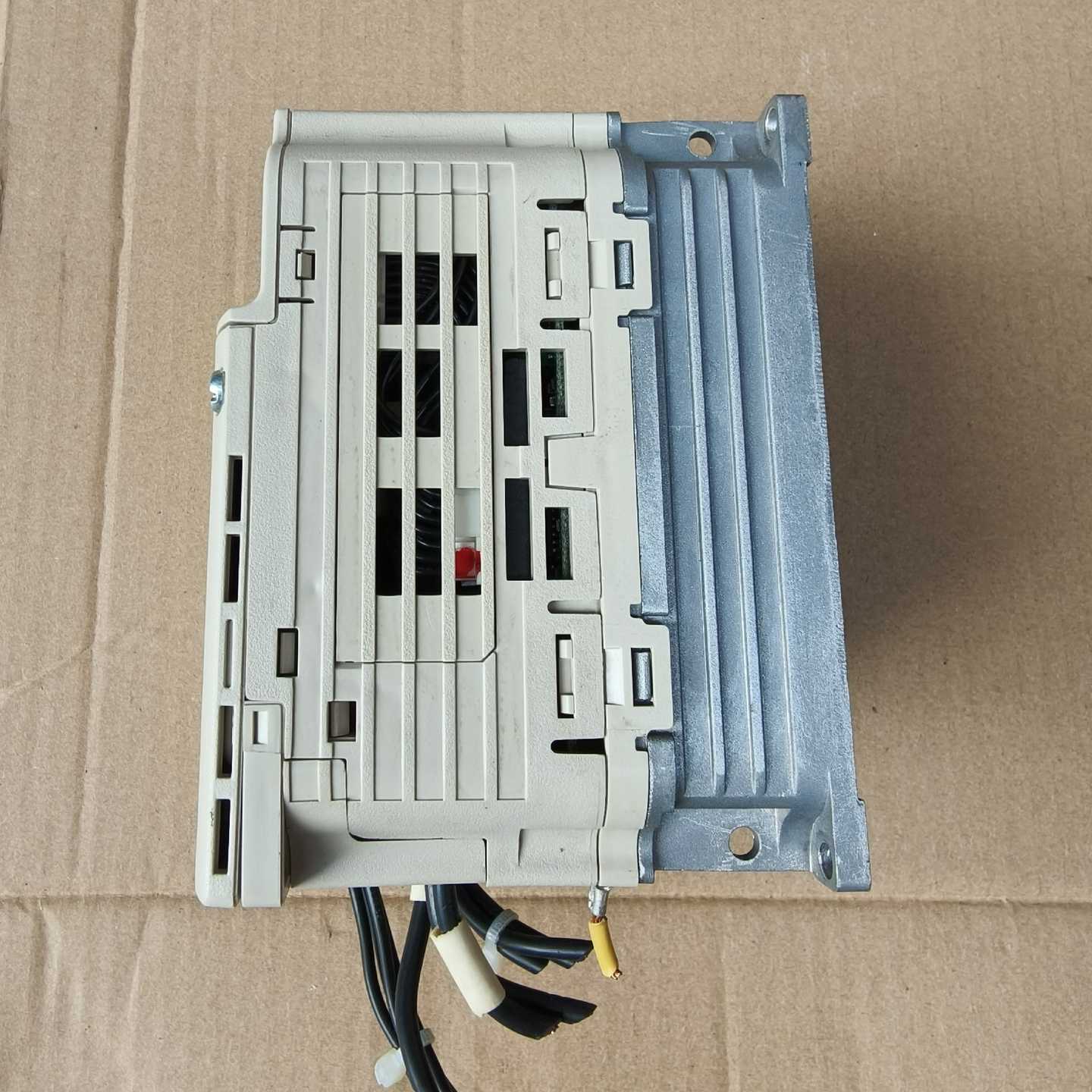 议价安川变频器I-J40002