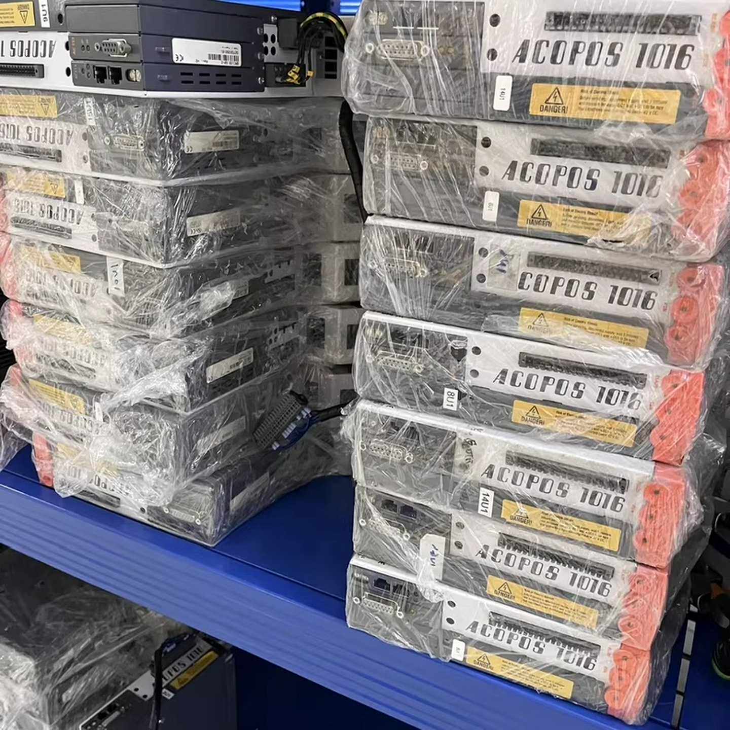 贝加莱ACOPOS1016伺服驱动器--议价商品