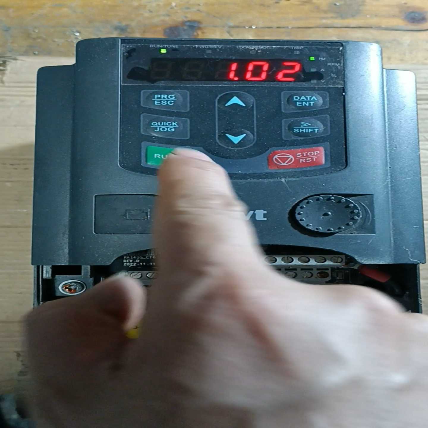 英威腾变频器GD200A-1R5-4（DY），380V，1.（零零电子）