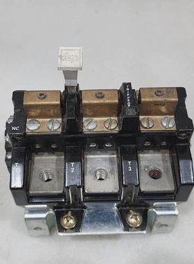 ALLEN BRADLEY CAT 4018580201 3POLIGES BERLASTRELAISKIT GRSSE