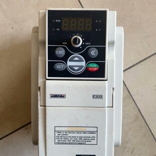 变频器E3002S0015L四方1.5KW变频器1台 询