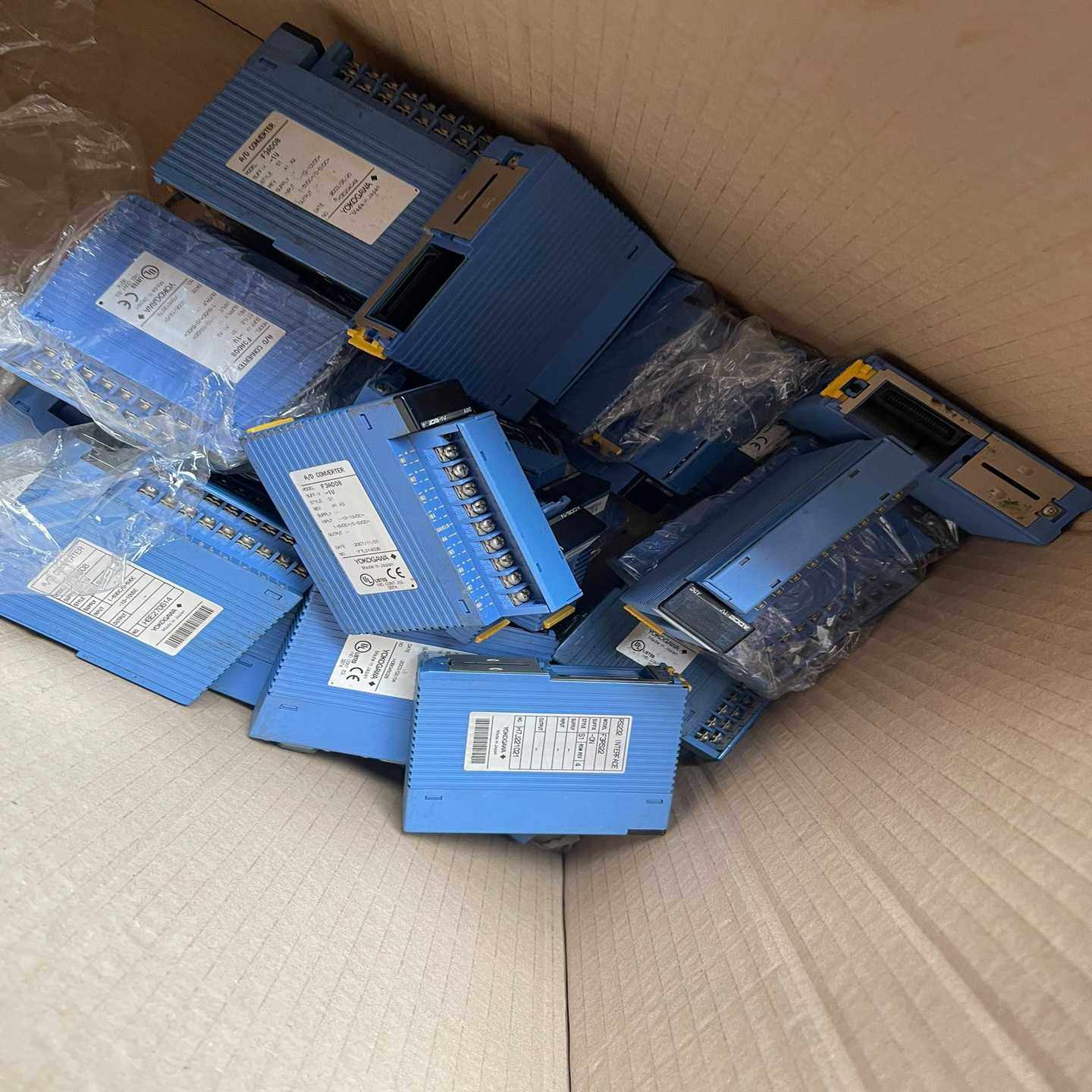 【议价】PLC横河模块F3XD32-3FF3XD64-3FF3L适用