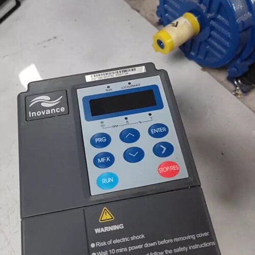 寻X汇川变频器1.5KWMD280T1.5GB成色如图每一