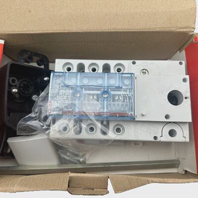 LEGRAND 225 25 VISTOP 100A 3P Interrupteur  P.L Black