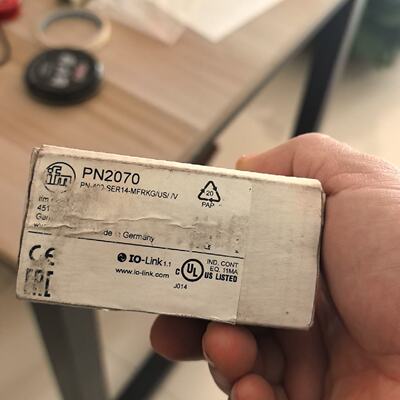 议价易福门ifm      pn2070，包装一般东西全新。还剩