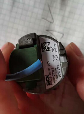 议价SICKSKS36HFAOS05二手拆机施克编码