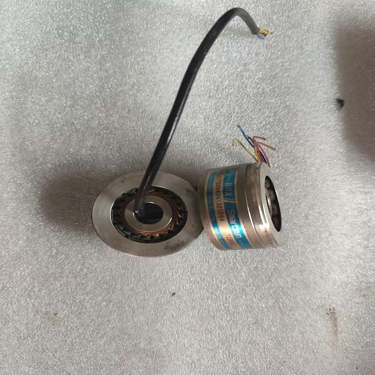 询价多摩川编码器TS2640N1321E64