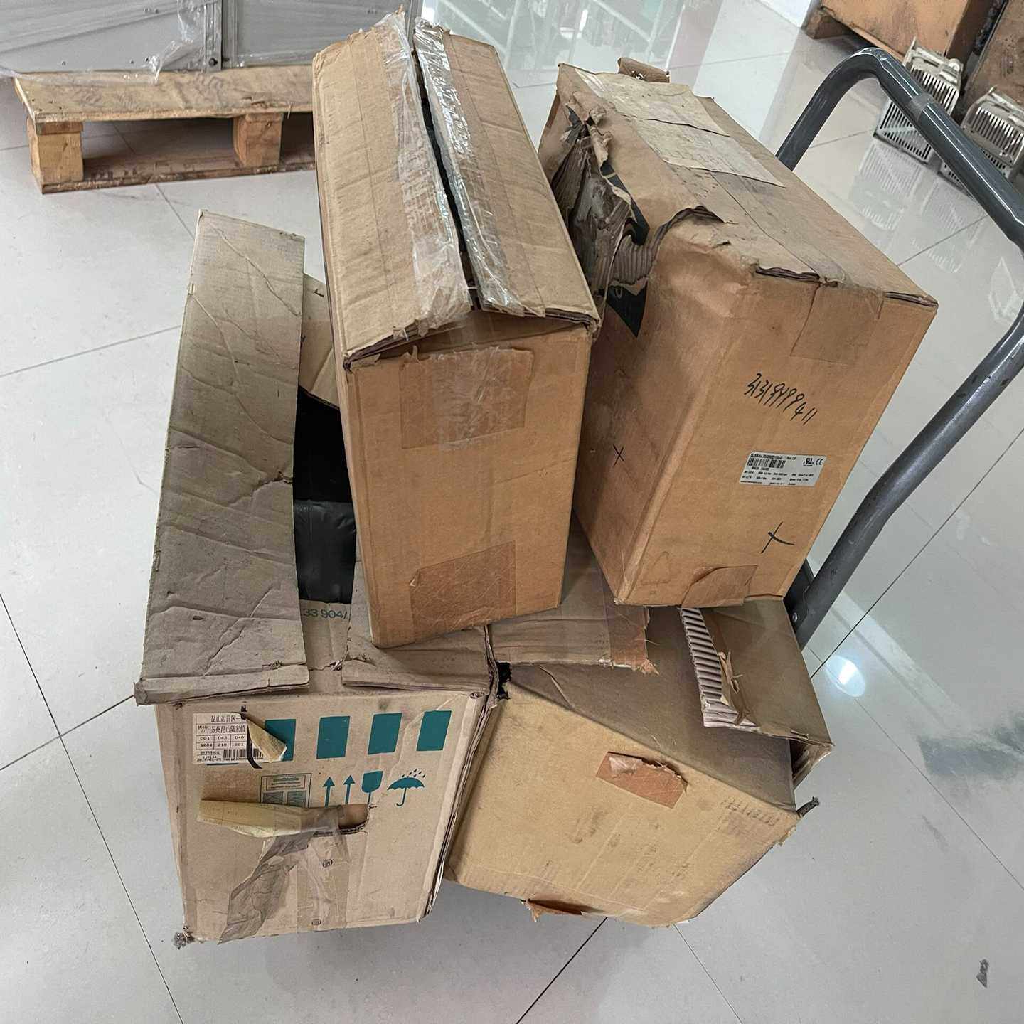 议价全新西门子伺服电机1FT6061-6AH71-3AK31F