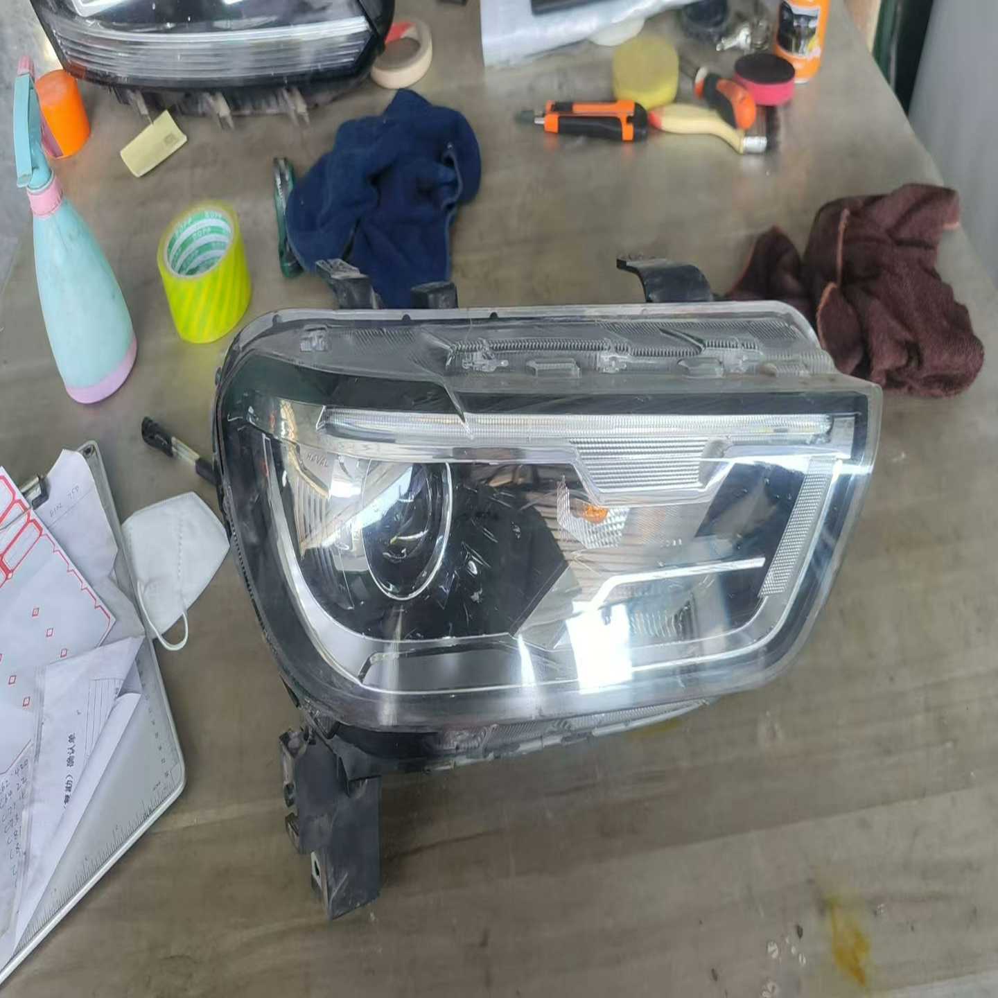 D99哈弗H6右前大灯，原厂卤素拆车大灯，全脚面好，小修--议价商