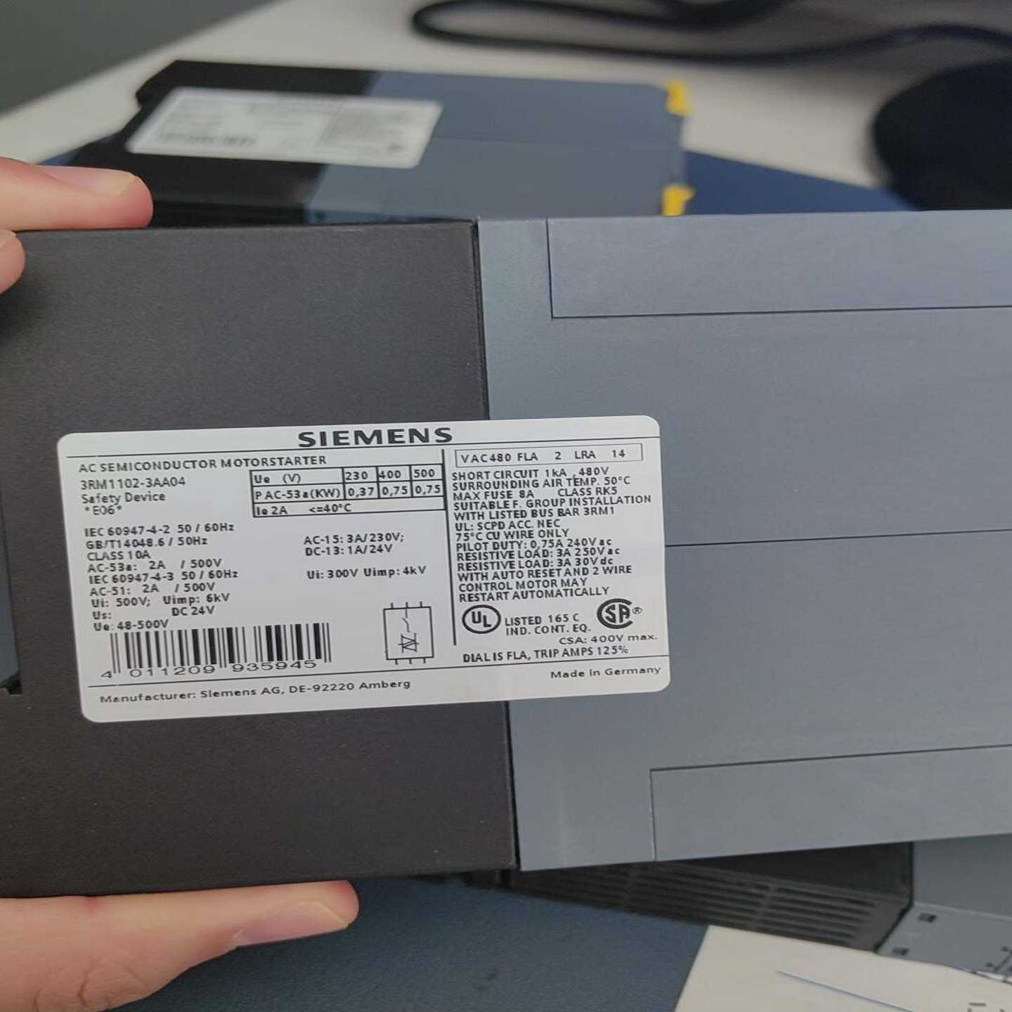 全新原装正品无包装3RM1102-3AA04，实物拍摄放心购