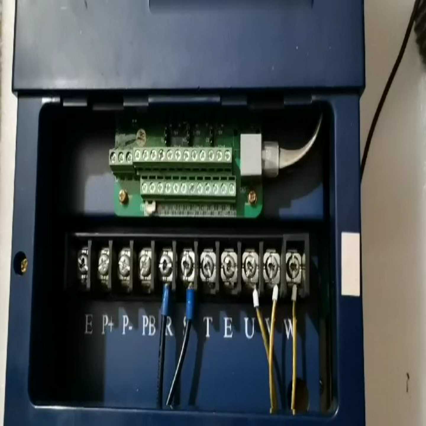 【议价】南方安华变频器7.5KW适用