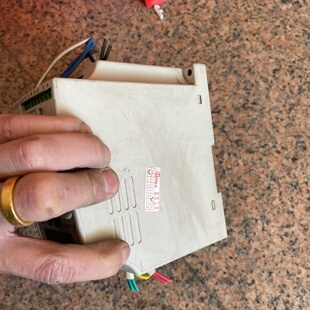 台达变频器VFD004L21A拆机货实物照片成色新功