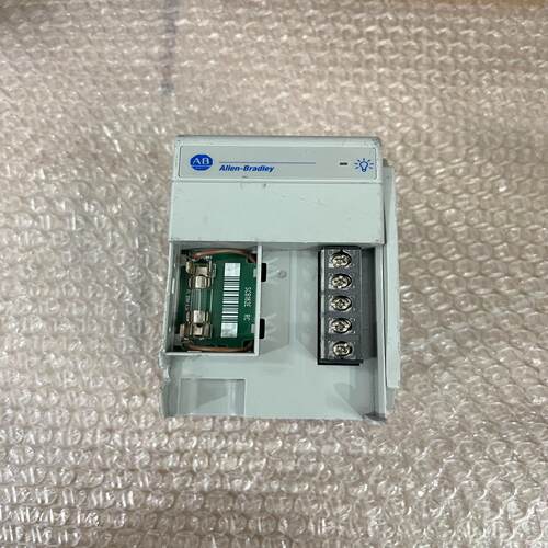 (议价)AB PLC电源模块 1769-PB2实物