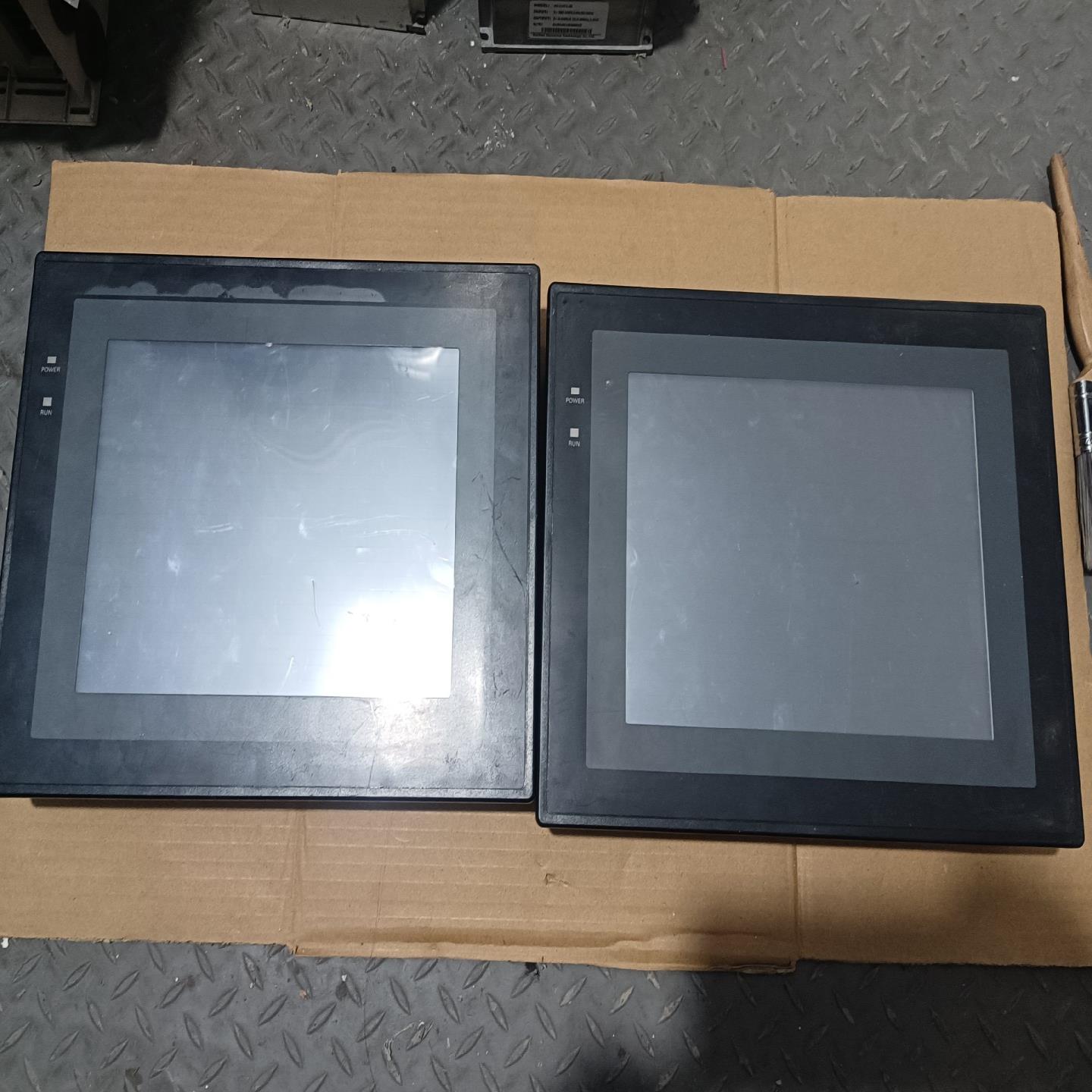 OMRON触控屏幕NT631C-ST153B-EV3 成色实拍 有，议价