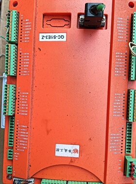 议价华成工控QCS1E3Z机械手控制器成色如图议价
