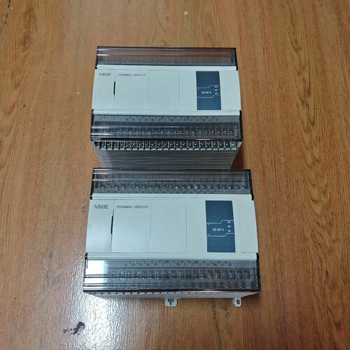 信捷PLCXD3-48T-E，功能正常，成色为实图询价