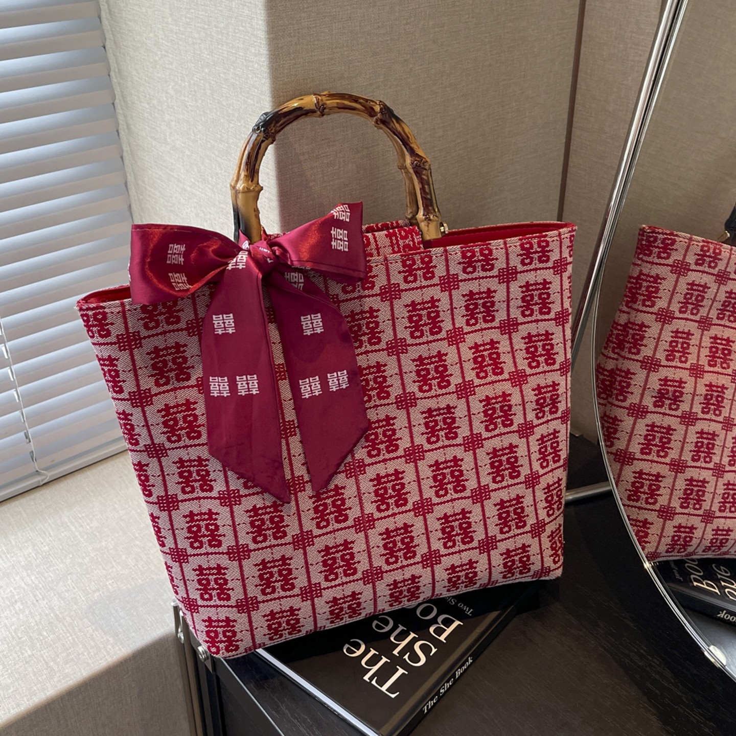 大容量婚包女2025新款红色喜字帆布托特包结婚新娘伴娘竹节手提袋