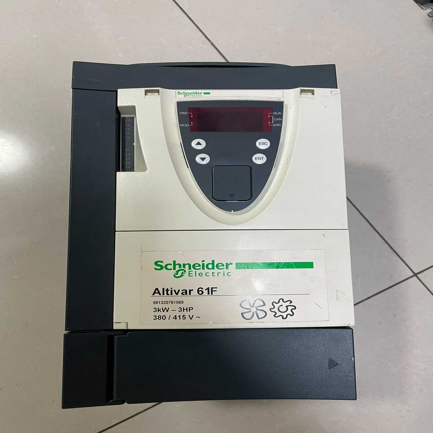 (询价)ATV61FHU30N4Z功能测试正常