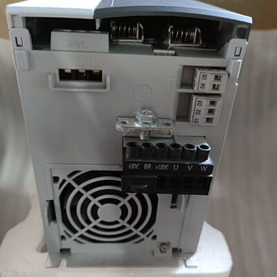 议价FC-302P2K2T5E20H1XGXXXXSXX 131X2247 丹佛斯变频器现货包邮