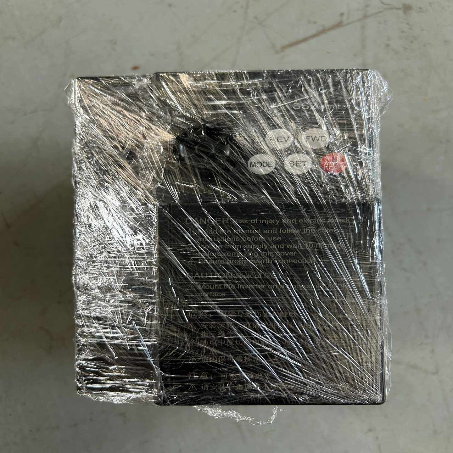 95新士林变频器SS2-023-2.2K2.2KW22